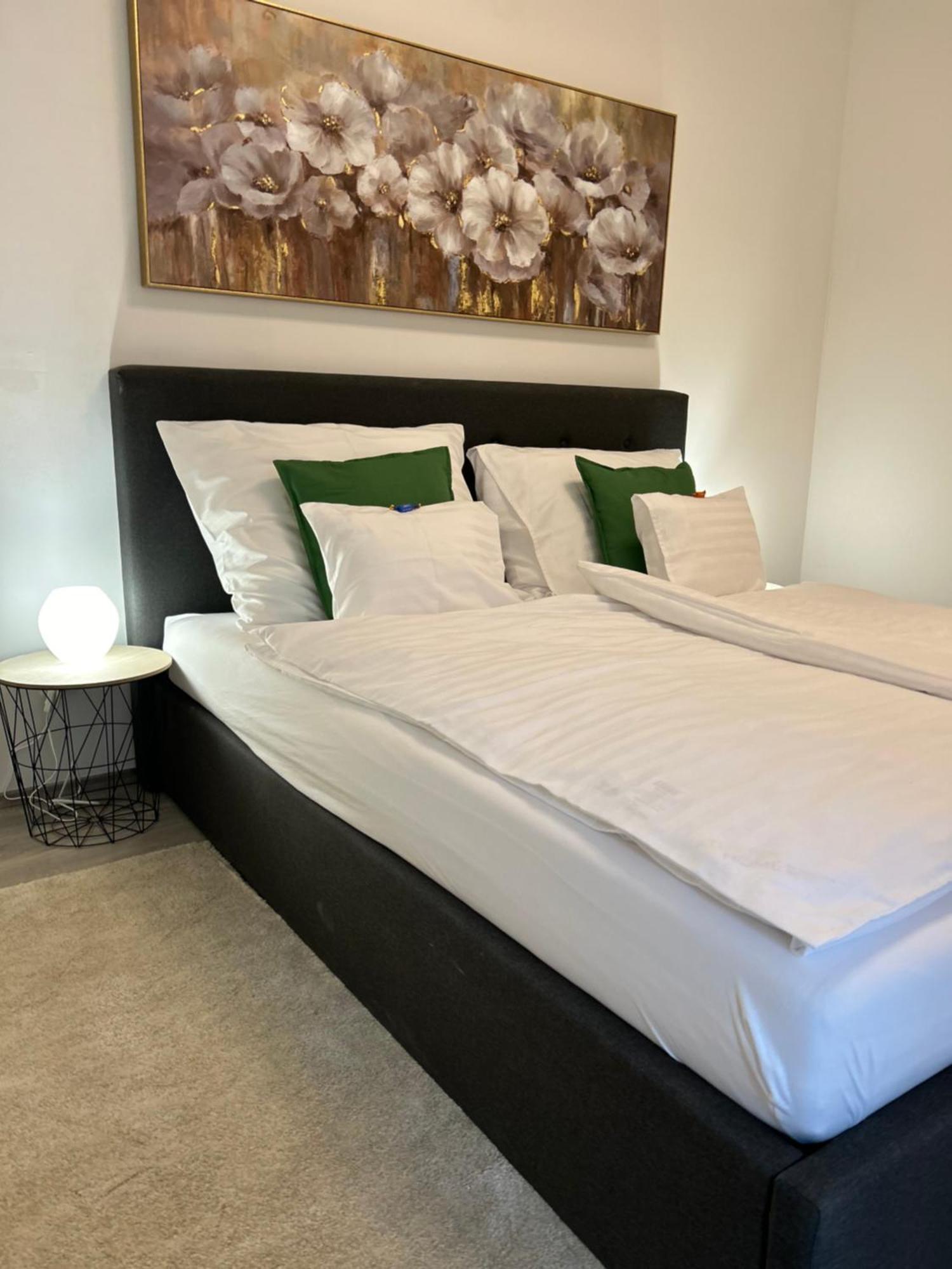 West Budapest-Edge Of Downtown-Free Parking Luaran gambar