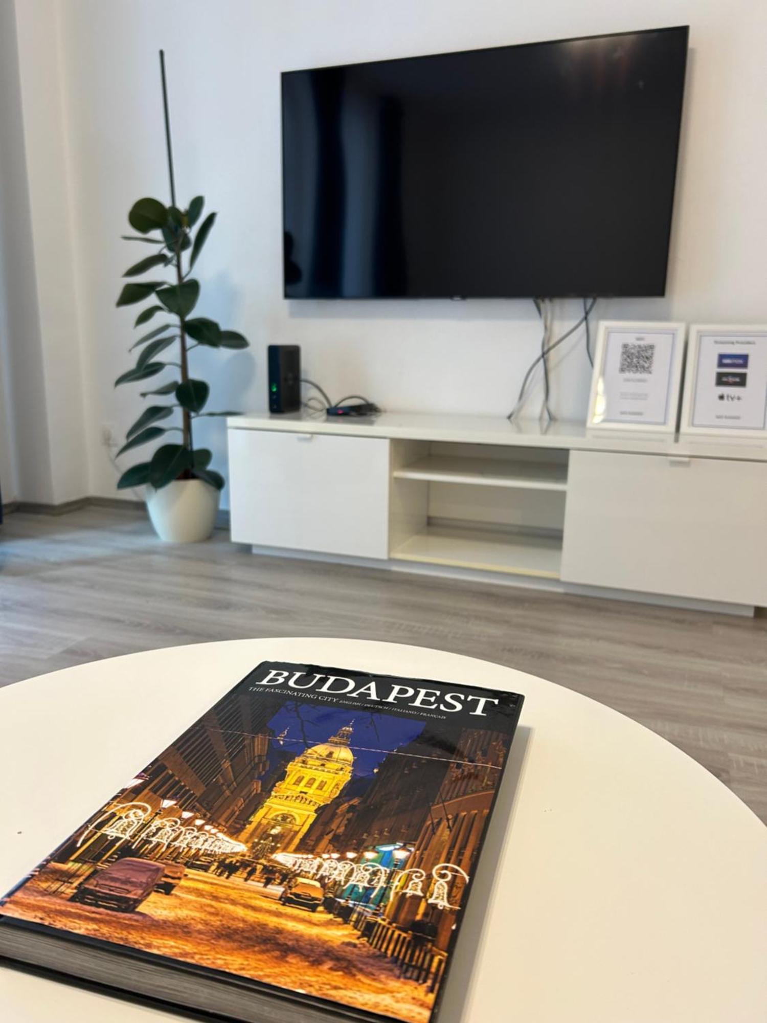 West Budapest-Edge Of Downtown-Free Parking Luaran gambar